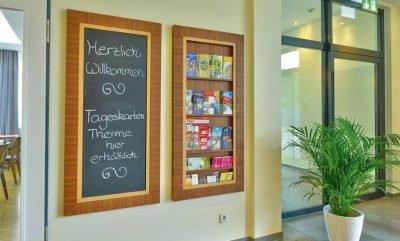 Hotel Apfelbaum, Eingang Essensbereich